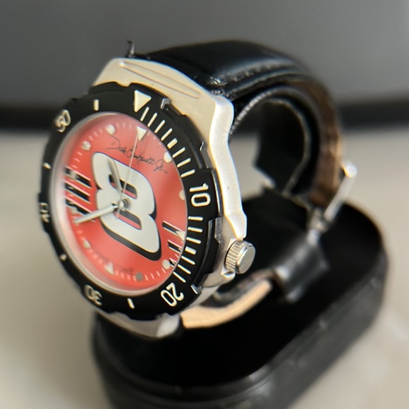 Dale Earnhart Jr. Game Time Quartz Analog Watch - Unisex - Picture 14 of 16